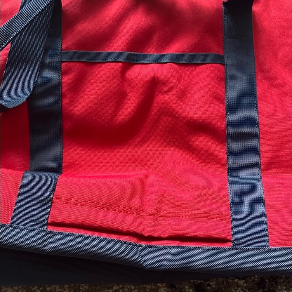Ulike Weekender Tote - Picture 3 of 5
